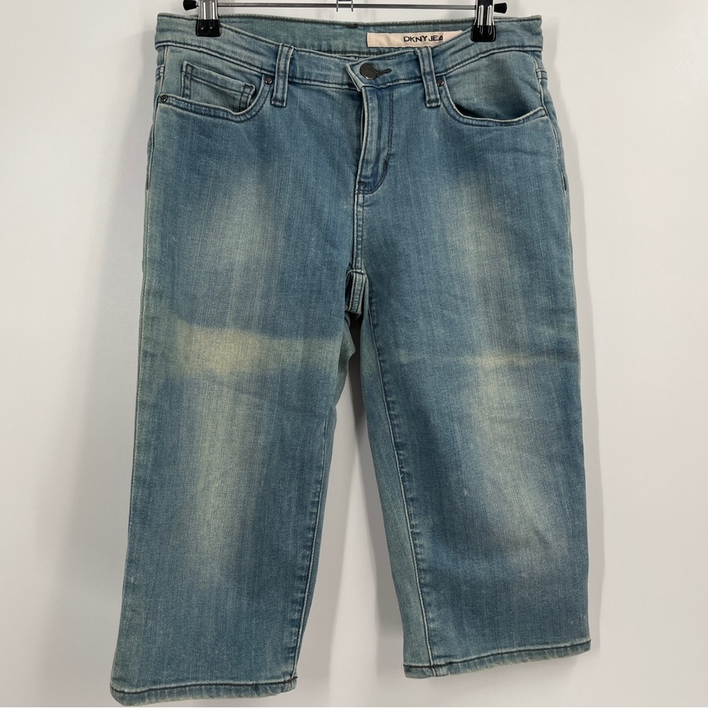 DKNY Capri Jeans Size 2